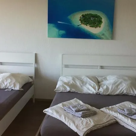 Downtown Ehrenfeld Apartment *